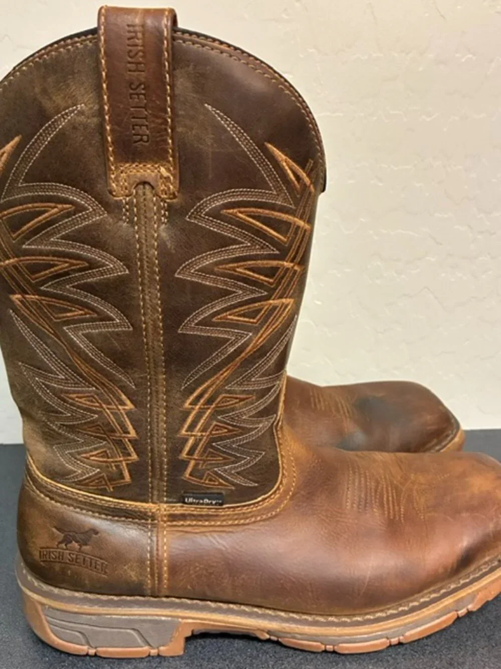 Irish Setter Boots by Red Wing 83923 Size 10.5 Mens Square Toe Cowboy Western